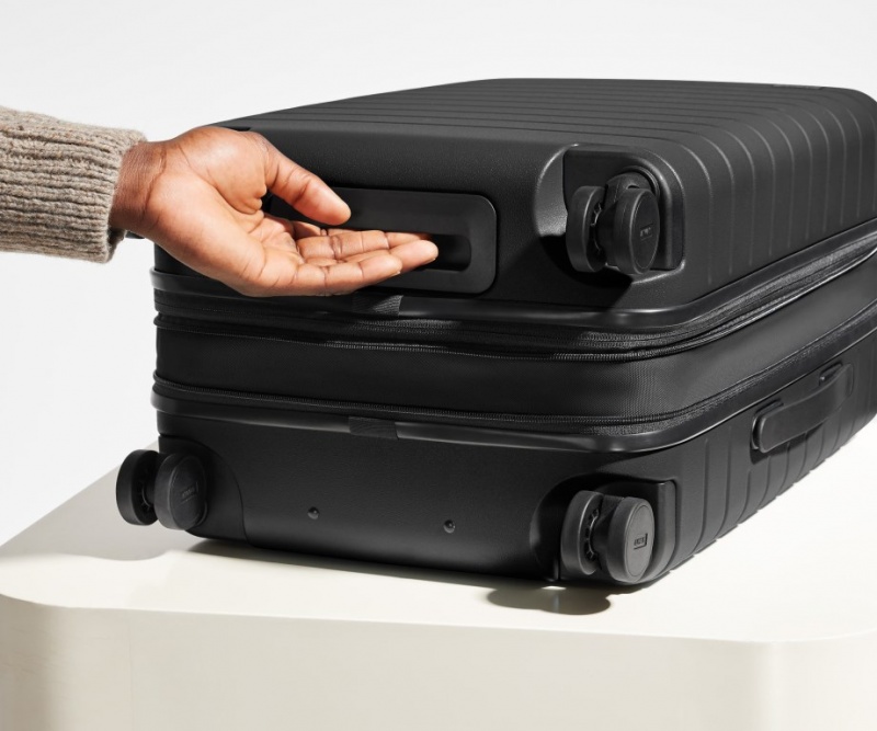Away Bigger Carry-On Flex Koffer Schwarz | d0XrdrDoN75