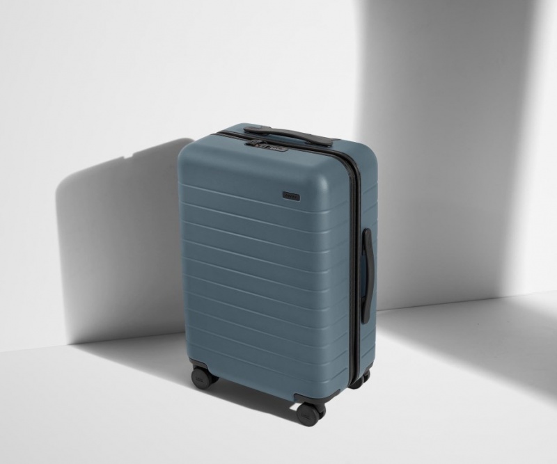 Away Bigger Carry-On Koffer Blau | BmR0sSm9aDn