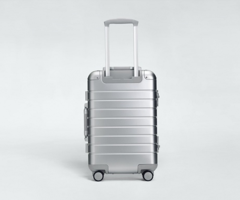 Away Carry-On: Aluminum Edition Koffer Silber | bU1S1gWI5mc