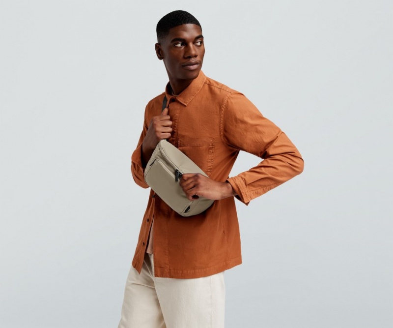 Away Everywhere Sling Umhängetasche Sand | lWCJ8QZPEJg