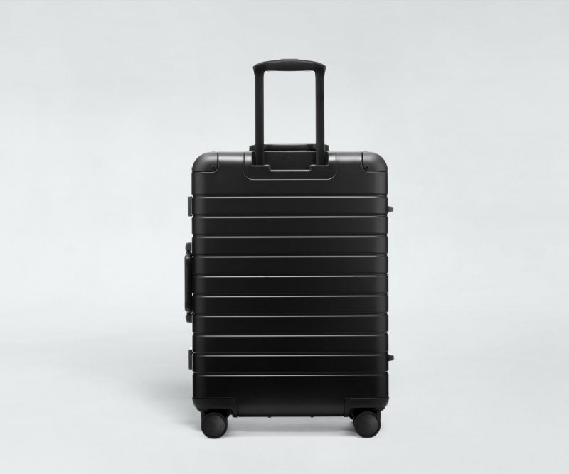 Away Medium: Aluminum Edition Koffer Schwarz | RIHg3qNqiBc