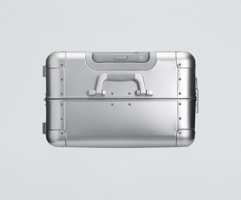 Away Medium: Aluminum Edition Koffer Silber | 2NjSPGoTpGd