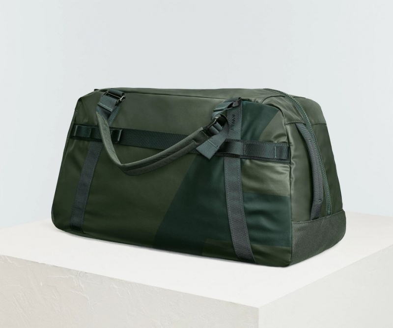 Away Outdoor 55L Duffle Tasche Grün | opC36p6KzBY