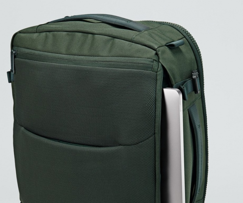 Away Outdoor Convertible 25L Rucksäcke Grün | v5UjKDYWiWz