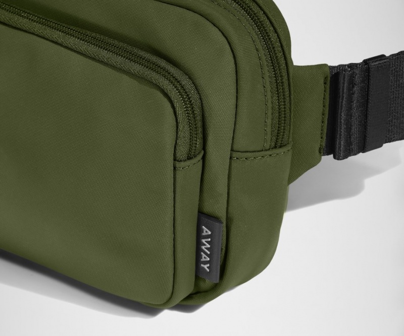 Away Small Everywhere Sling Umhängetasche Olivgrün Grün | lLfzcmcFhZN